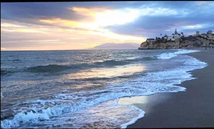 Playa Beach Malaga 3Habts Dobles, Cocina Familiar, Apartamento Completo La Cala Del Moral Exterior foto